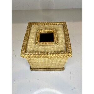 Vintage Woven Rattan Cube Tissue Box Cover – Hand-Woven Natural Wicker